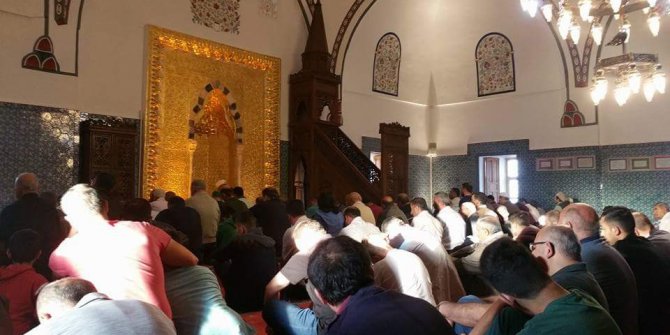 Van’da bayram namazı