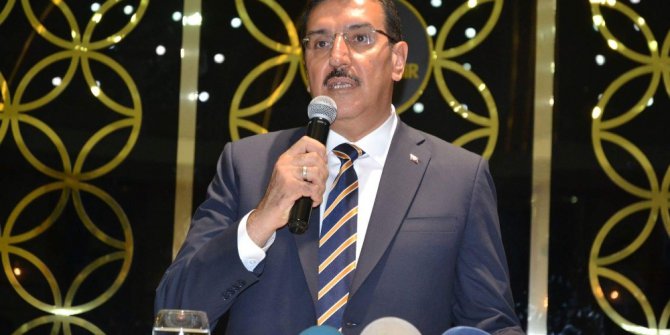 Bakan Tüfenkci Malatya’da bayramlaşma programına katıldı