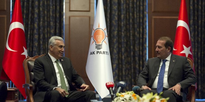 AK Parti’de partiler arası bayramlaşma