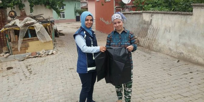 Simav’da 10 bin adet kurban atık poşeti dağıtıldı