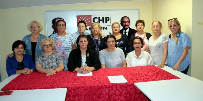 Kadınlardan Tekmeli Saldırıya Kınama