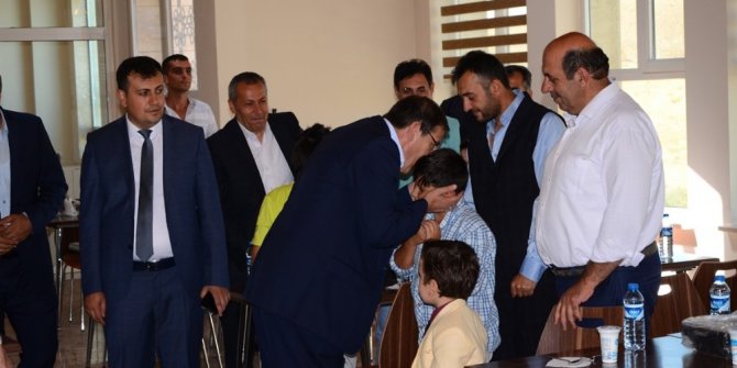 Başkan Bulutlar, belediye personeliyle bayramlaştı