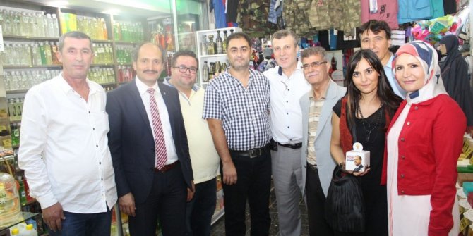 Bayramda çocuklar ve yaşlılar unutulmadı