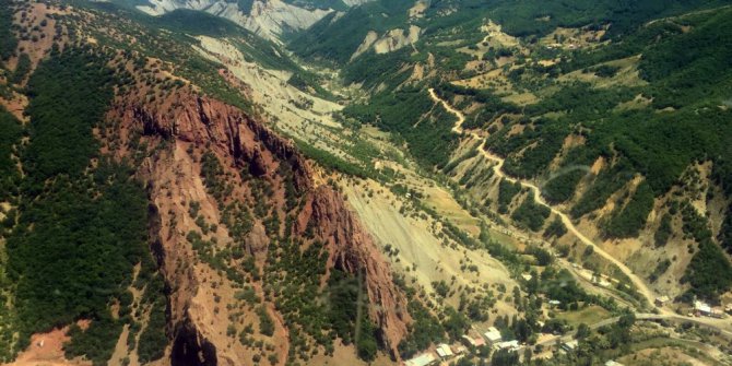 8 teröristin öldürüldüğü operasyon sonrası o yol açıldı