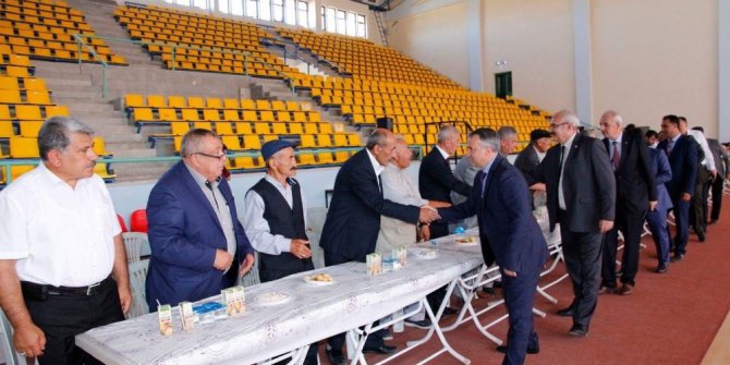 Sungurlu’da asırlık bayramlaşma geleneği devam ettirildi