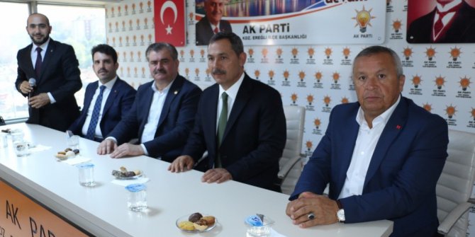 AK Partililer bayramlaştı