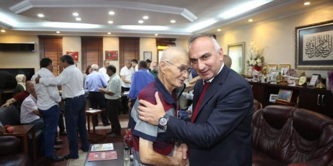 Sapanca Belediyesi’nde bayramlaşma programı gerçekleşti