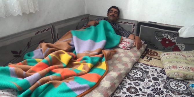 İneğin saldırısına uğrayan vatandaş gözünden oluyordu