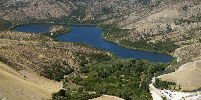 Ankara’nın havadan fotoğraflanan gölleri görsel bir şölen sunuyor