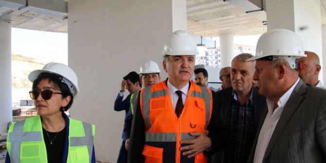 Bakan Özlü: “Yerli otomobil ile ilgili Eylül ayında açıklama yapacağız”