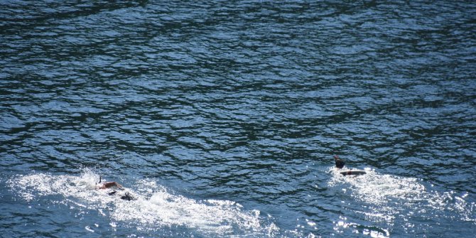 Boğulmak üzere olan vatandaşı dalgıçlar kurtardı
