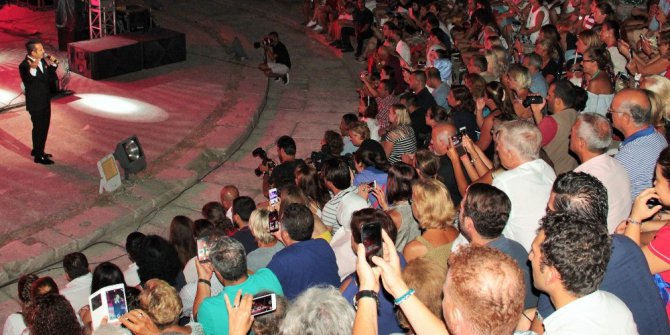 Muhabir single “vur kaç” deyince Ferhat Göçer şok oldu