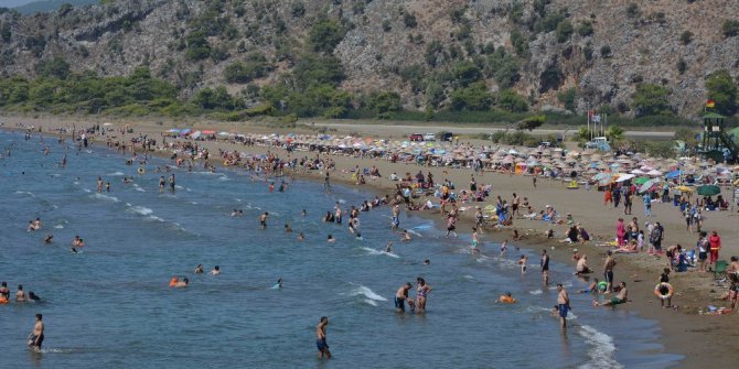 Güney Ege sahillerinde bayram tatili yoğunluğu yaşandı