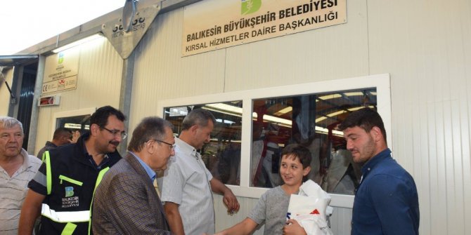 Balıkesirliler kurban kesimi için mobil mezbahaları tercih etti