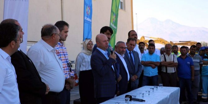 Başkan Çolakbayrakdar atölye çalışanlarıyla bayramlaştı