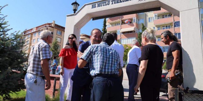 Şehit aileleri ve muhtarlarla bayramlaşma