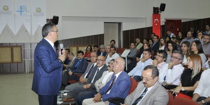 Rektör Şahin, Akademik Kurul Toplantısı’na Katıldı