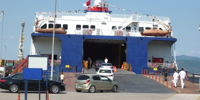 Tatilcilerin dönüş çilesi başladı