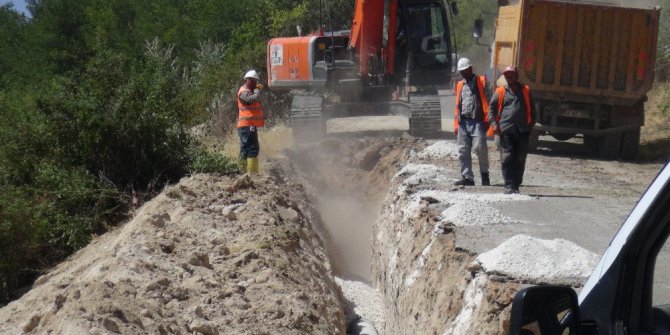 Topraktepe’de 150 yıllık kanalizasyon sorunu çözüldü