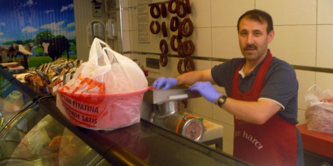 Kasapların bayram mesaisi devam ediyor