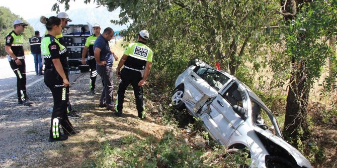 Tatil yolunda kaza: 1 ölü, 4 yaralı
