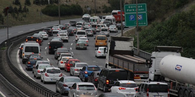 Tatil dönüşü yoğunluğu TEM’de bitmiyor