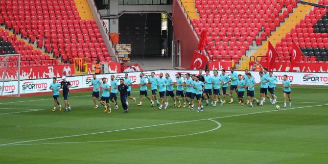 A Milliler Hırvatistan maçının hazırlıklarına devam etti