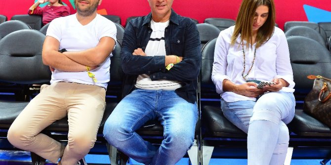 Fikret Orman, millileri yalnız bırakmadı