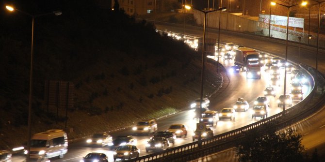 Tatil dönüşü yoğunluğu TEM’de bitmiyor