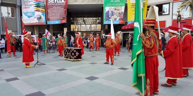 Dünya renkleri Nazilli’de buluştu