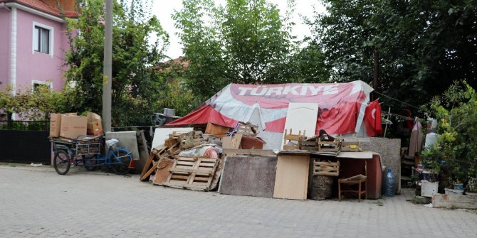 18 yıldır çadırda yaşıyor