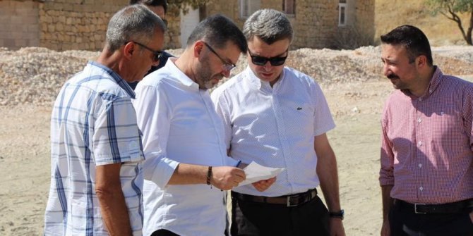 Hani’de kırsal mahallelere hizmet seferberliği devam ediyor