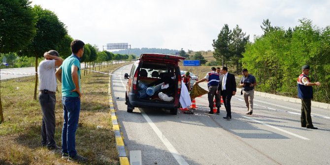 Kazada 60 metre sürüklenen kadın hayatını kaybetti