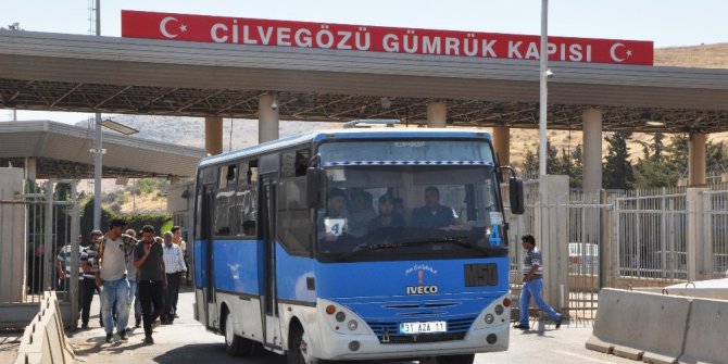 Suriyelilerin bayram dönüşü başladı