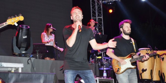 Sarıgöl’de Murat Dalkılıç ile kurtuluş coşkusu