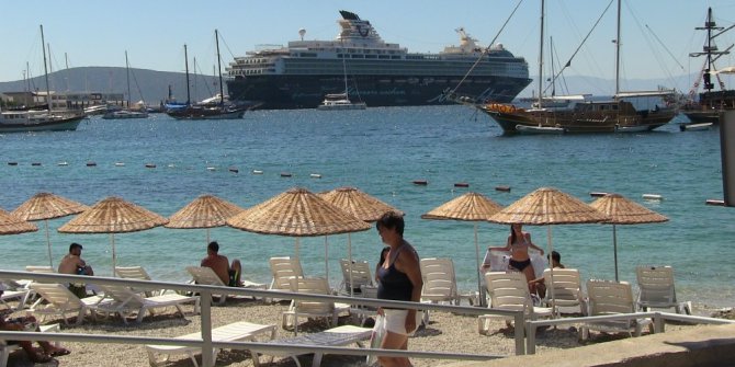 Yerli turistin yerini yabancı turist aldı