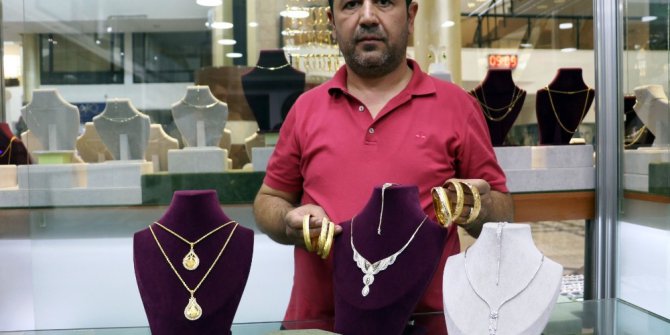 Altın düşmeyince, imitasyonu gözde oldu