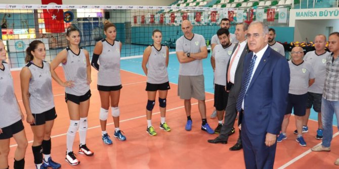 Manisa Büyükşehir Belediyespor Federasyon Başkanını ağırladı