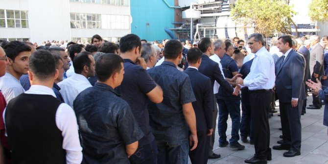 Konuk: “Samimiyetsiz bir dünyada yaşıyoruz, güçlü olmak zorundayız”