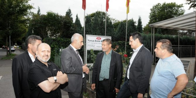 Almanya’da yangında yaralanan Türklere DİTİB’den ziyaret