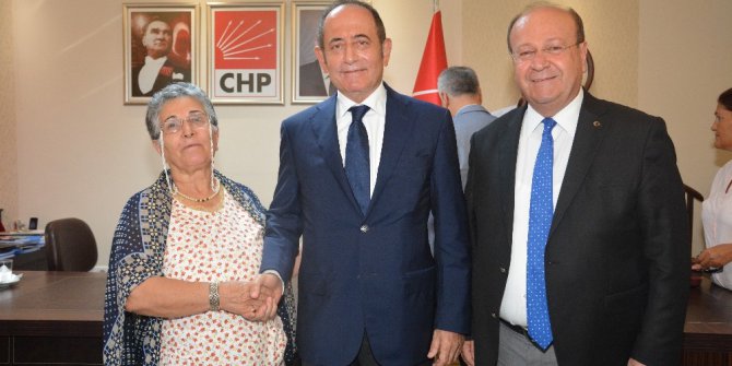 Hamzaçebi’nin Aydın ziyaretinde, Başkan Özakcan’ı şaşırtan teşekkür