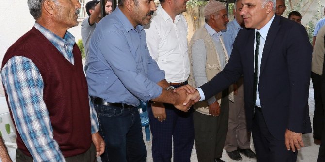 Vali Zorluoğlu’ndan personellerine taziye ziyareti