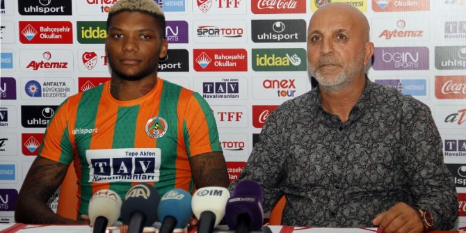 Aytemiz Alanyaspor Fernandes’i renklerine bağladı