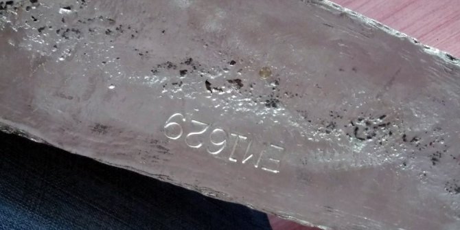 Yola düşen külçe altını Suriyeli alıp götürdü