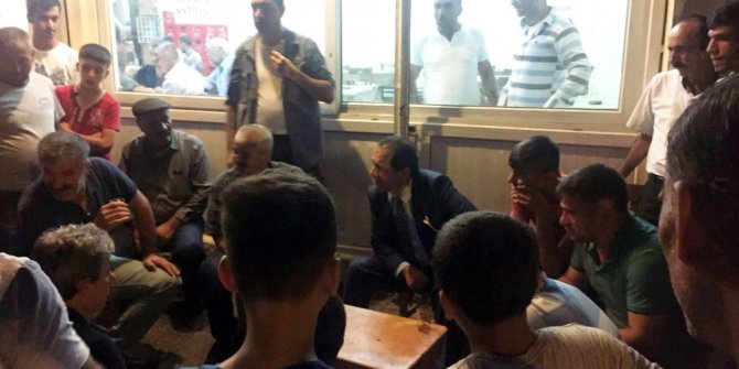 Emniyet müdüründen gece yarısı kahvehane ziyareti