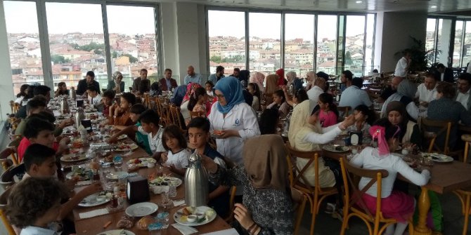 Üsküdar Belediyesi Suriyeli yetim çocukları misafir etti