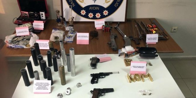 Polisin baskın yaptığı ev cephane gibi çıktı