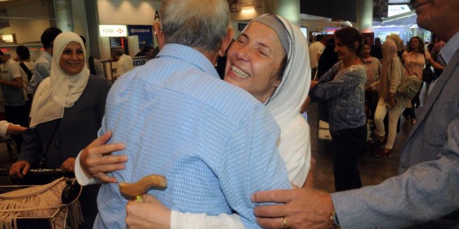 İlk Hacı kafilesi yurda döndü