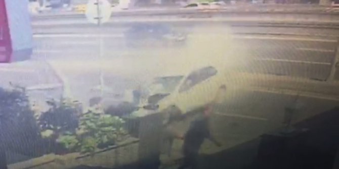 Avcılar’da faciadan dönülen kaza kamerada