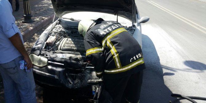 Araç yangını korkuttu